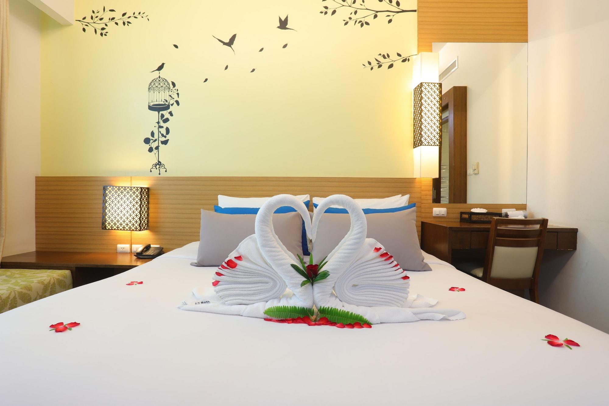 A2 Pool Resort - Sha Plus Phuket Bagian luar foto