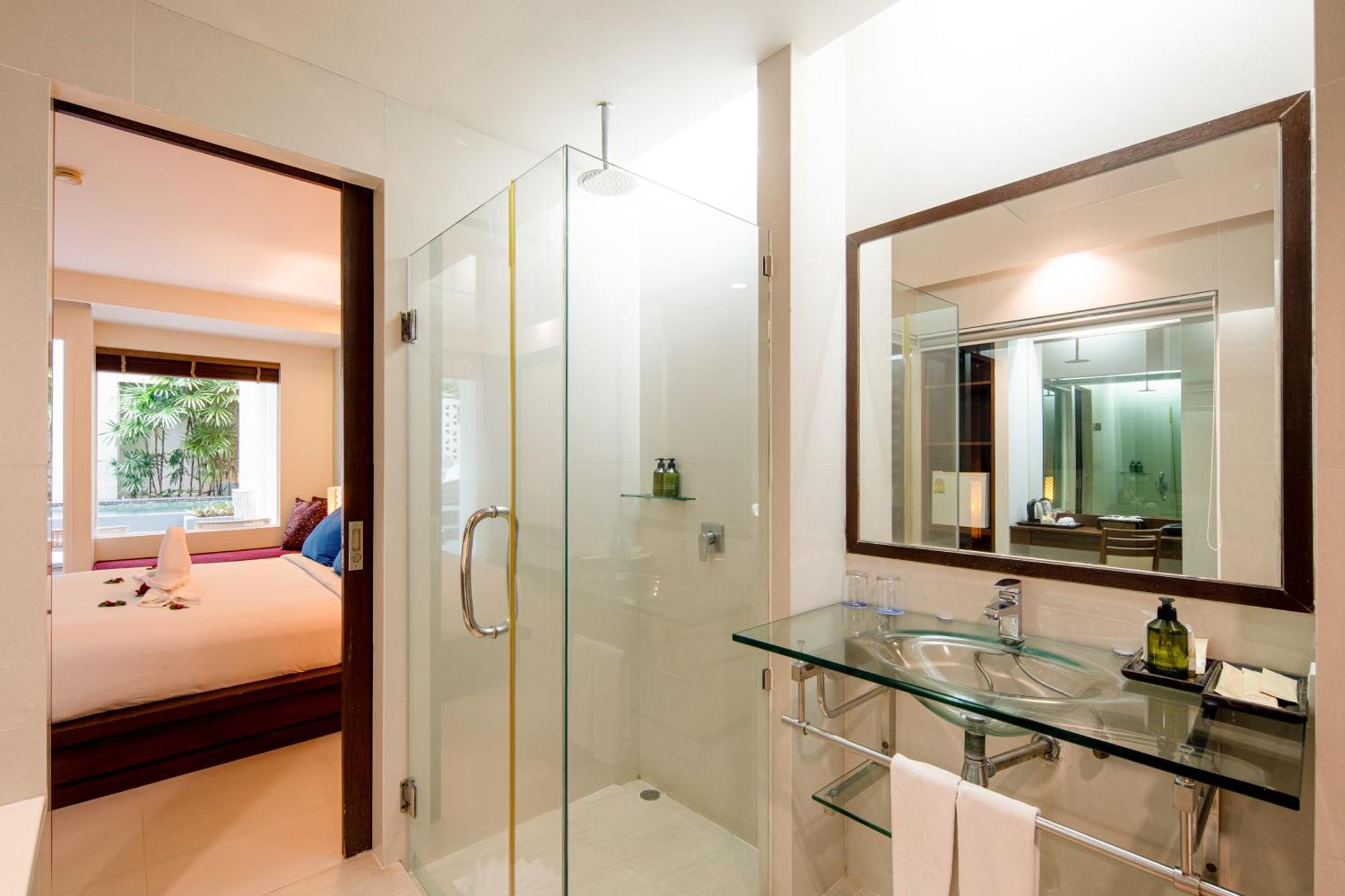 A2 Pool Resort - Sha Plus Phuket Bagian luar foto